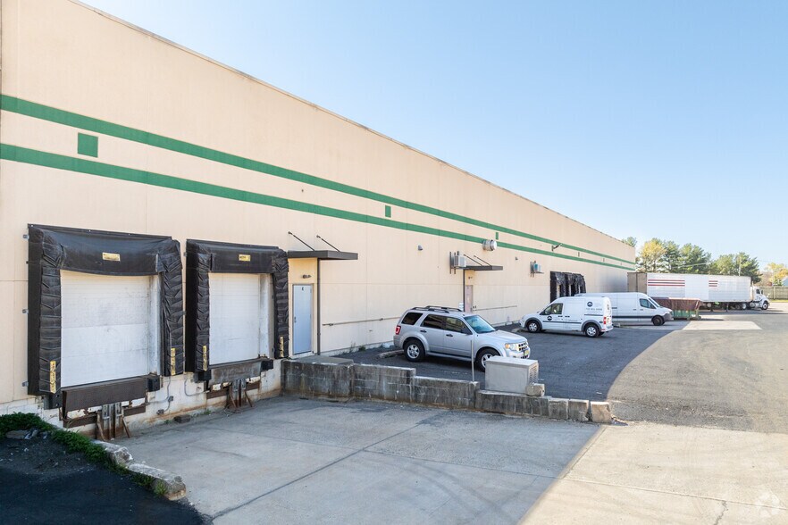 More Photos Of 183 Three Brooks Rd, Freehold Warehouse For Lease