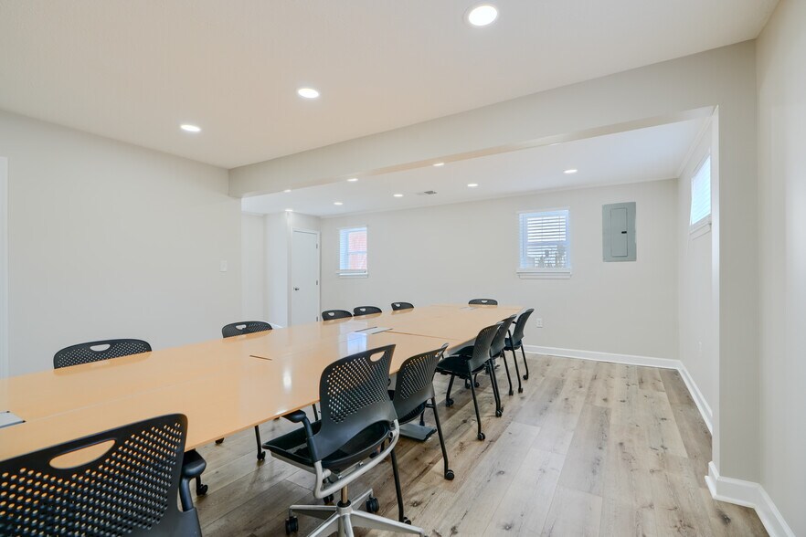 More Photos Of 716 S Main St, Bel Air Office Residential For Sale