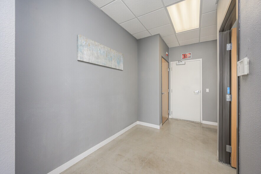 More Photos Of 1491 Palma Rd, Bullhead City Medical For Sale