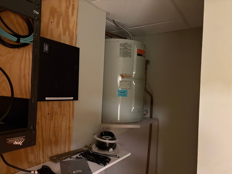More Photos Of 6728 Loop Rd, Centerville Medical For Sale