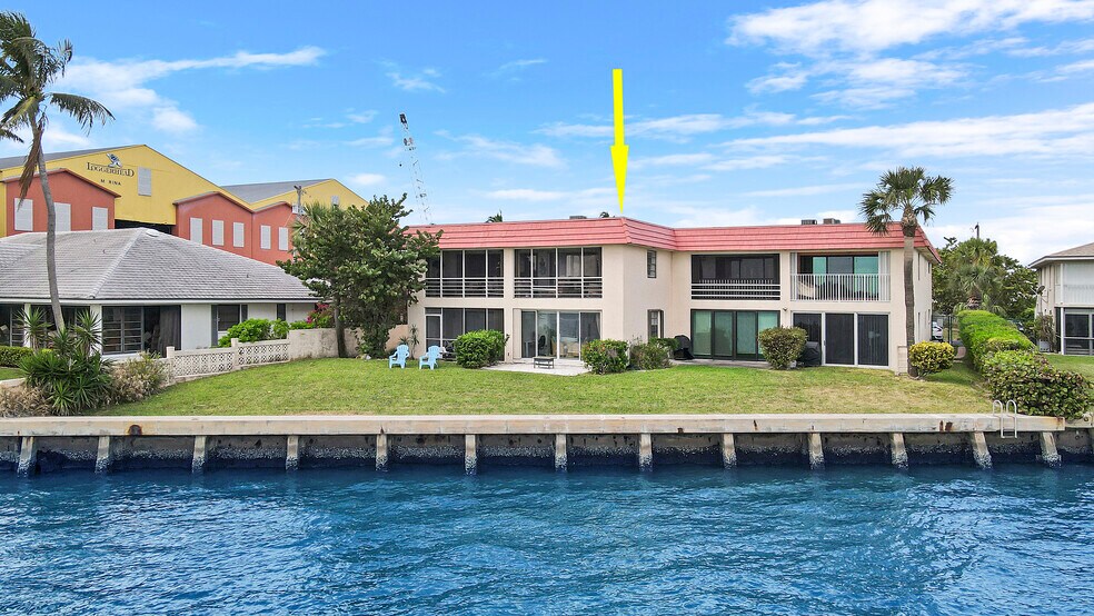 More Photos Of 360 Wilma Cir, Riviera Beach Multifamily For Sale