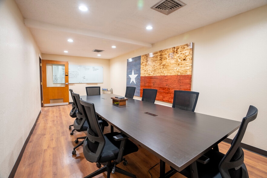 More Photos Of 5232 East Fwy, Baytown Specialty For Sale