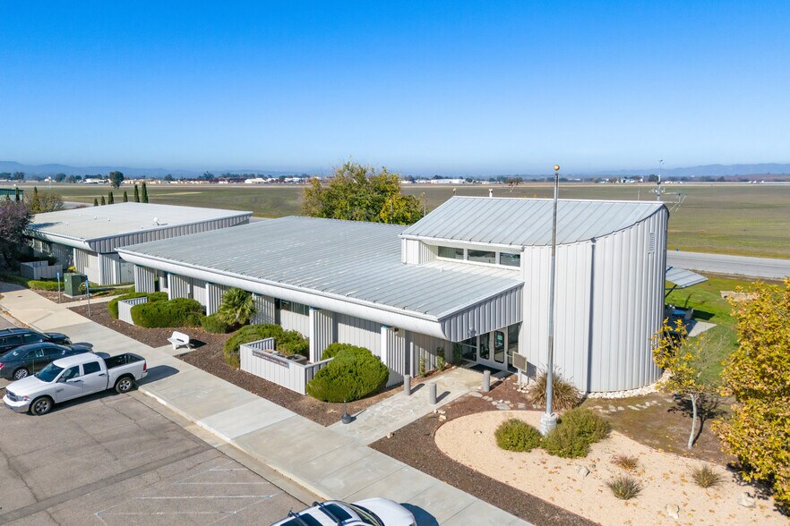 Primary Photo Of 4301 Second Wind Way, Paso Robles Office For Lease