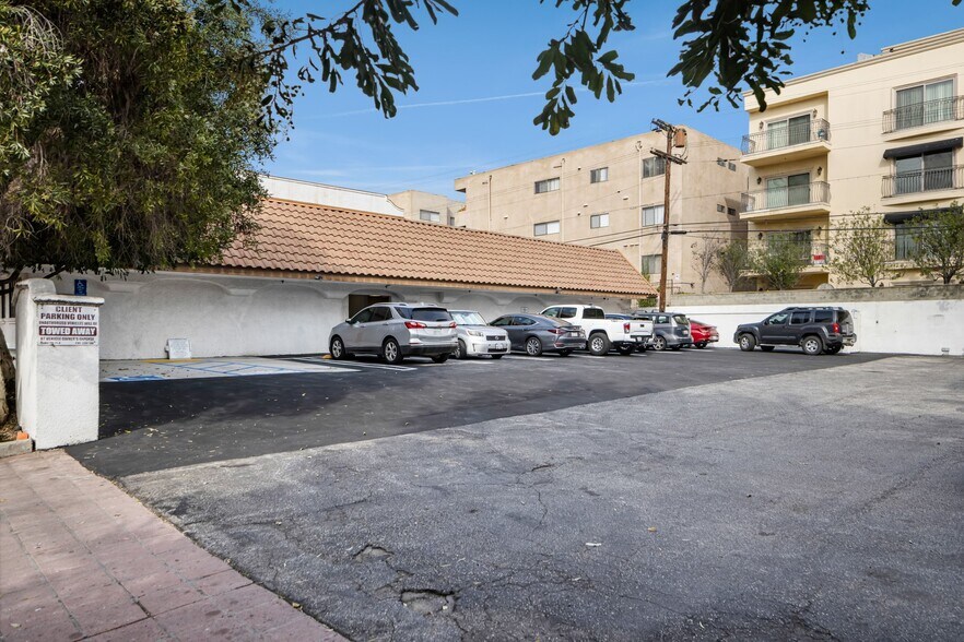 More Photos Of 1734-1746 S Sepulveda Blvd, Los Angeles Storefront Retail Office For Lease