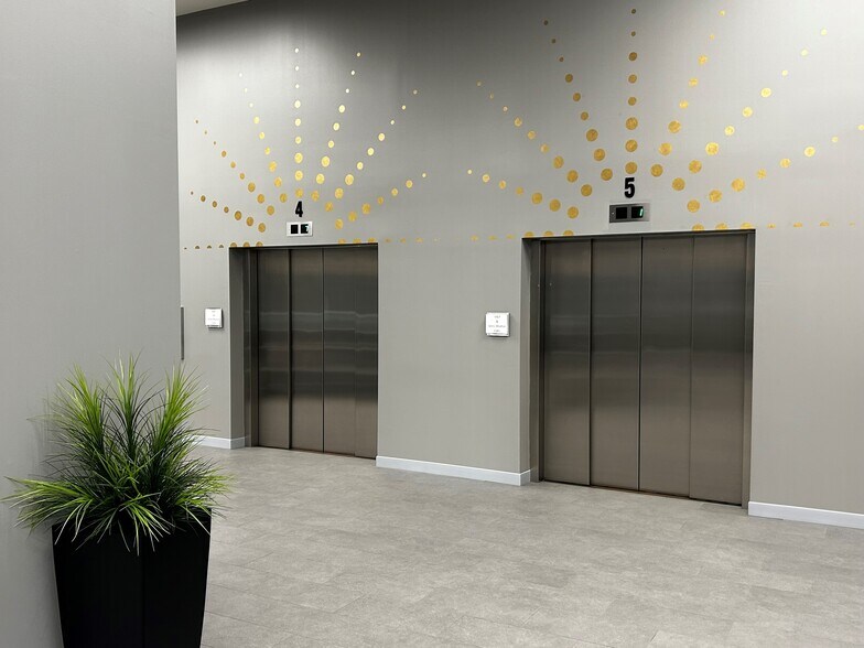 More Photos Of 465 Main St, Buffalo Office For Lease