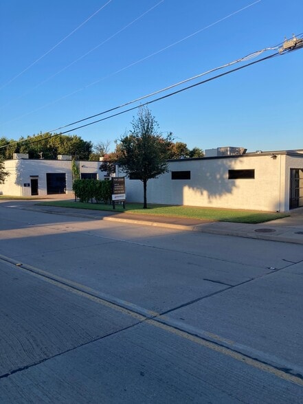 Primary Photo Of 17811 Davenport Rd, Dallas Distribution For Lease