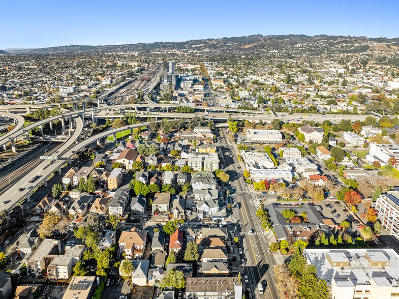 More Photos Of 3227-3231 Telegraph Ave, Oakland Apartments For Sale