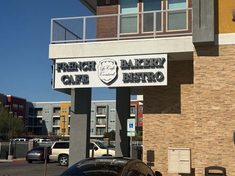 More Photos Of 3616 Spring Mountain Rd, Las Vegas Freestanding For Lease