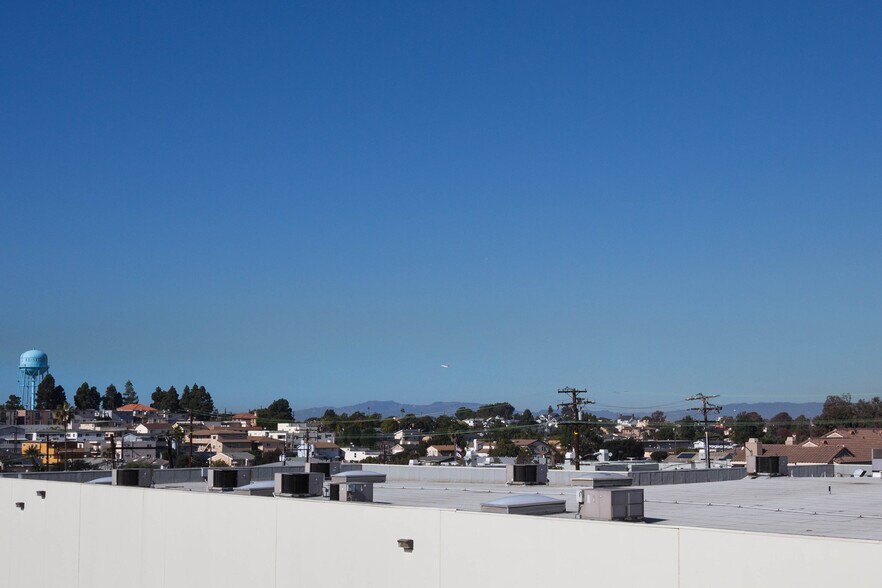 More Photos Of 215-237 California St, El Segundo Loft Creative Space For Lease
