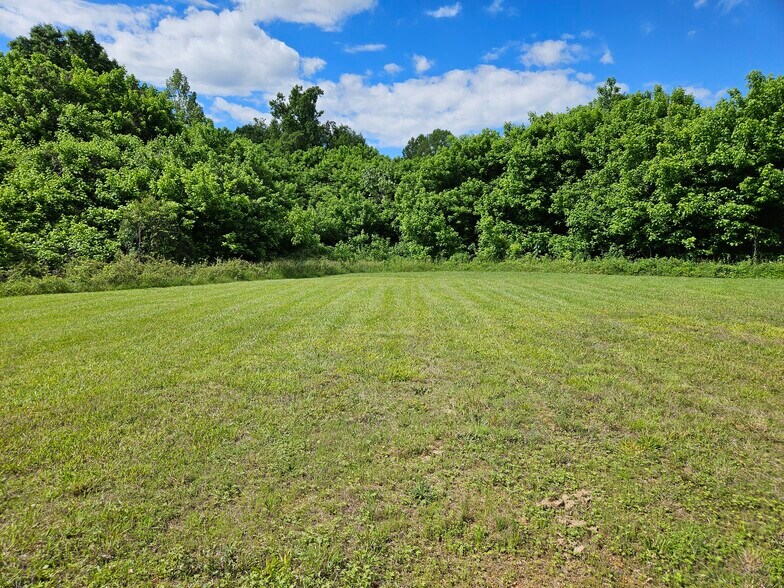 More Photos Of 0 S Main Street St, Walnut Cove Land For Sale