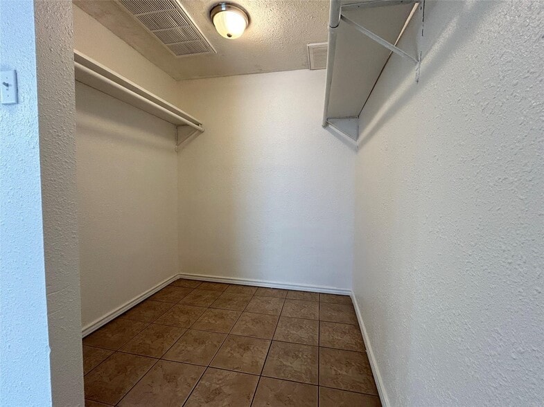 More Photos Of 214 Locust St, Sulphur Springs Apartments For Sale