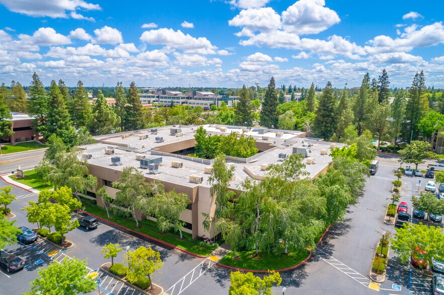 More Photos Of 1851 Heritage Ln, Sacramento Office Residential For Lease