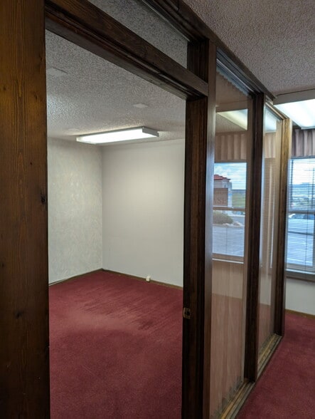 More Photos Of 1025 W Fillmore St, Colorado Springs Office For Lease