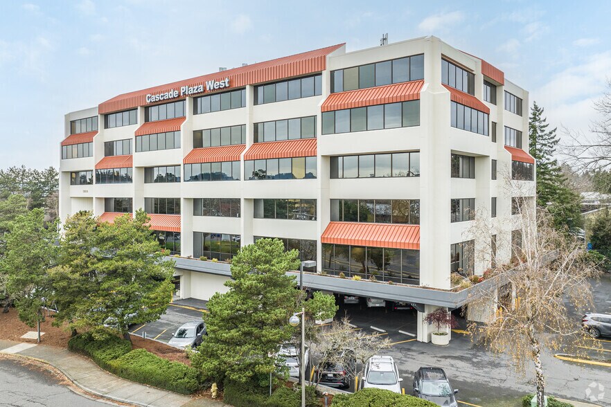 More Photos Of 12655 SW Center St, Beaverton Office For Lease