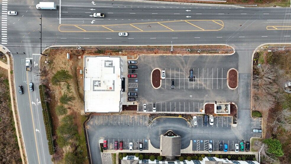 More Photos Of 246 Beatty Dr, Belmont Medical For Lease