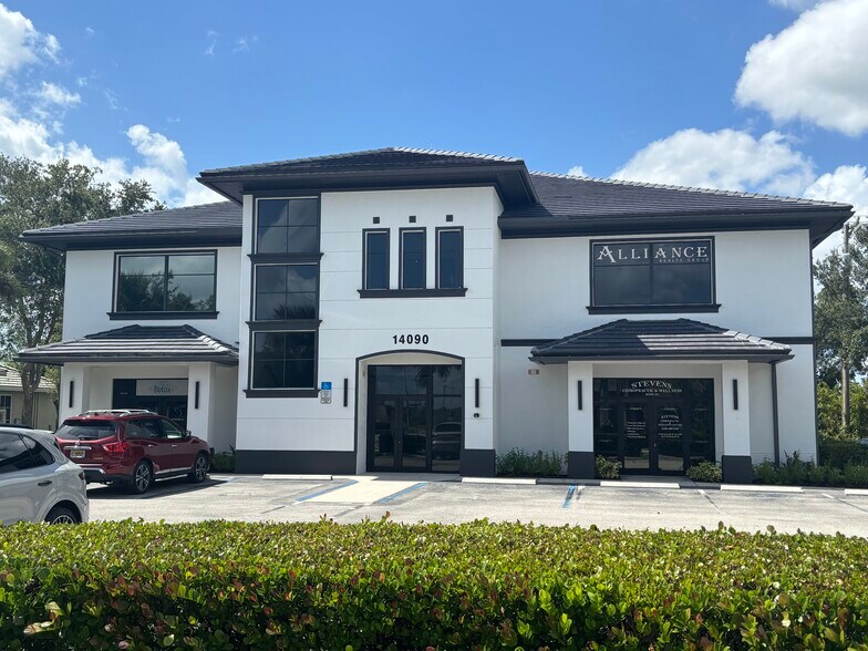 More Photos Of 14090 Metropolis Ave, Fort Myers Medical For Lease