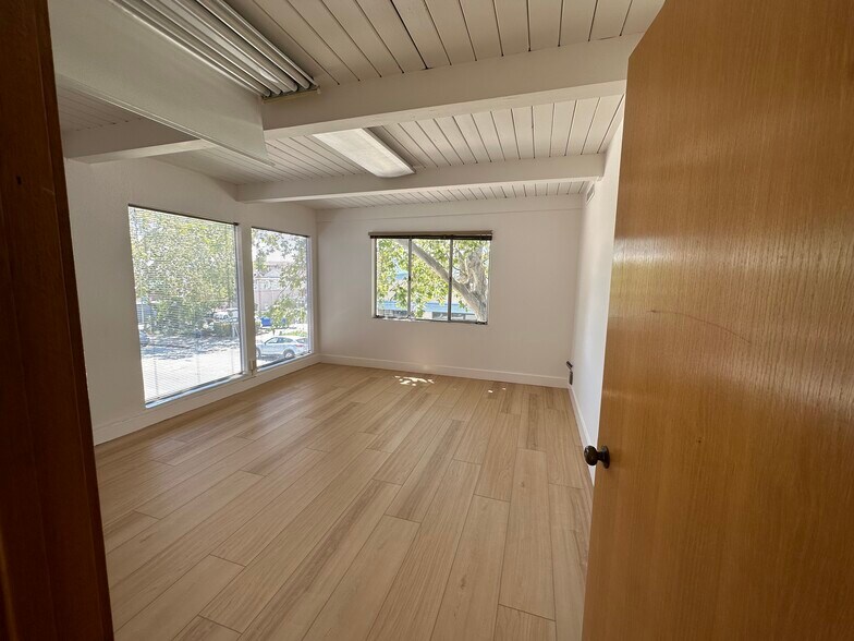 More Photos Of 820 5th Ave, San Rafael Office For Sale