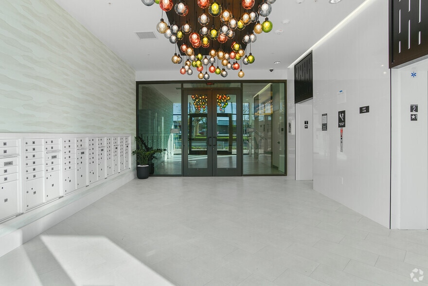 More Photos Of 5570 Rosemead Blvd, Temple City Apartments For Lease