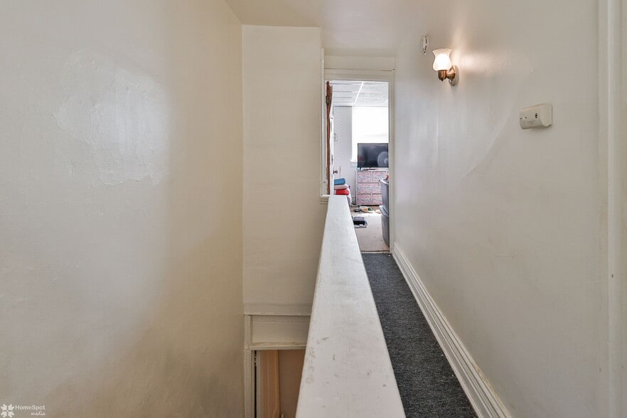 More Photos Of 220 S Madison St, Allentown Specialty For Sale