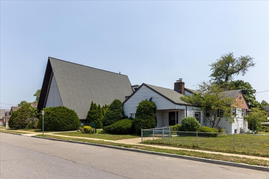 More Photos Of 215 N Hillside Ave, Valley Stream Specialty For Sale