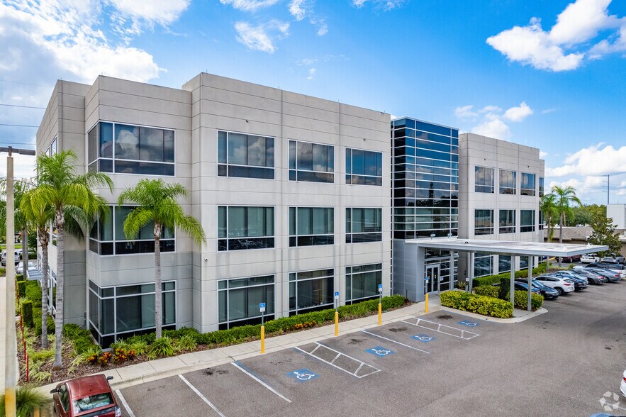 More Photos Of 6919 N Dale Mabry Hwy, Tampa Medical For Lease