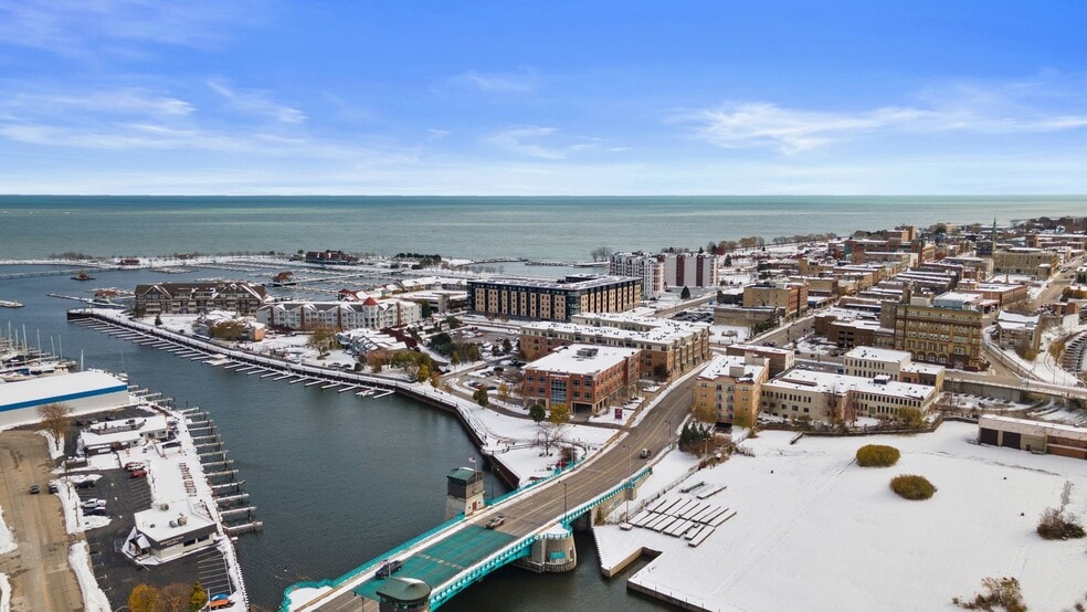 More Photos Of 228 Main St, Racine Restaurant For Sale