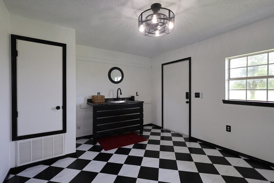 More Photos Of 25377 Welling rd, Welling Apartments For Sale