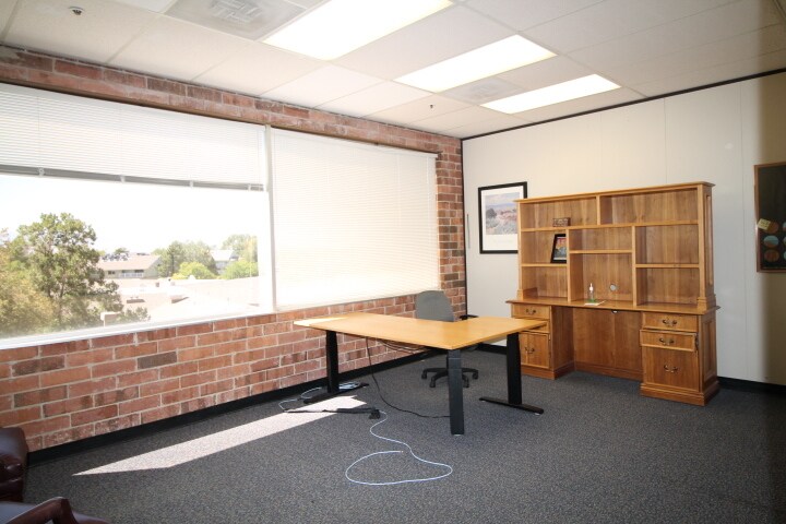 More Photos Of 3760 Highland Dr, Salt Lake City Office For Sale