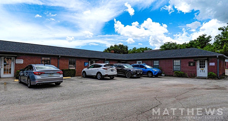 Primary Photo Of 1012 E Silver Springs Blvd, Ocala General Retail For Sale