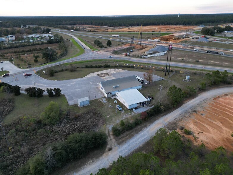 More Photos Of 8088 Menge Ave, Pass Christian Service Station For Lease