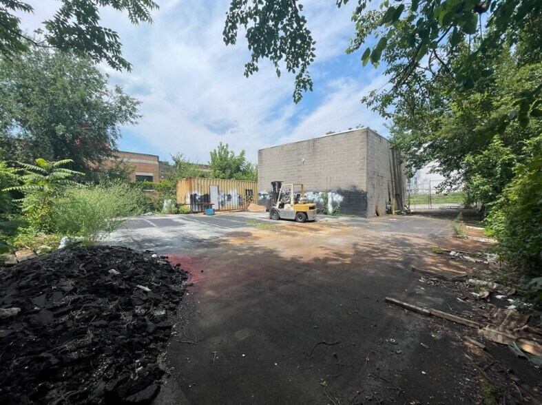 More Photos Of 91-95 Cliff St, Paterson Warehouse For Sale