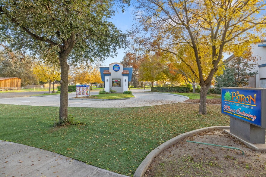 More Photos Of 1103 W Caldwell Ave, Visalia Freestanding For Sale