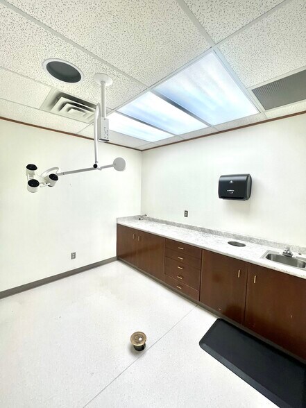 More Photos Of 2530 N 8th St, Grand Junction Medical For Sale