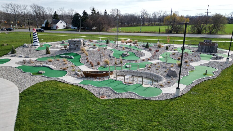 More Photos Of 1879 N Dixie Hwy, Monroe Golf Course Driving Range For Sale