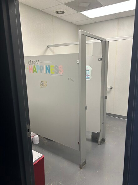 More Photos Of 5535 US-431, Brownsboro Industrial For Lease