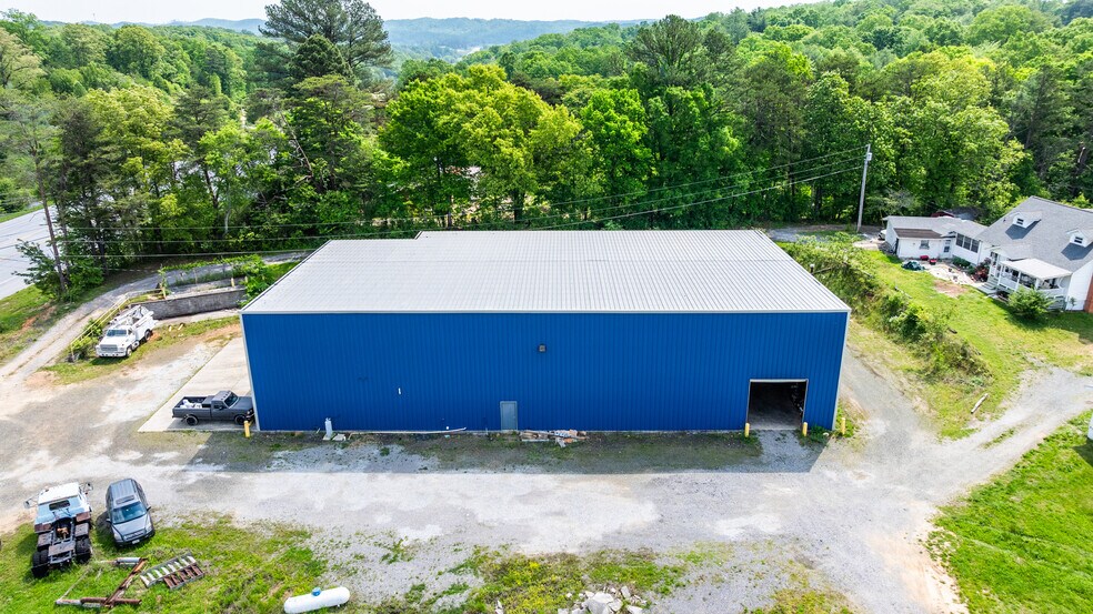 More Photos Of 5141 Roane State Hwy, Rockwood Warehouse For Sale