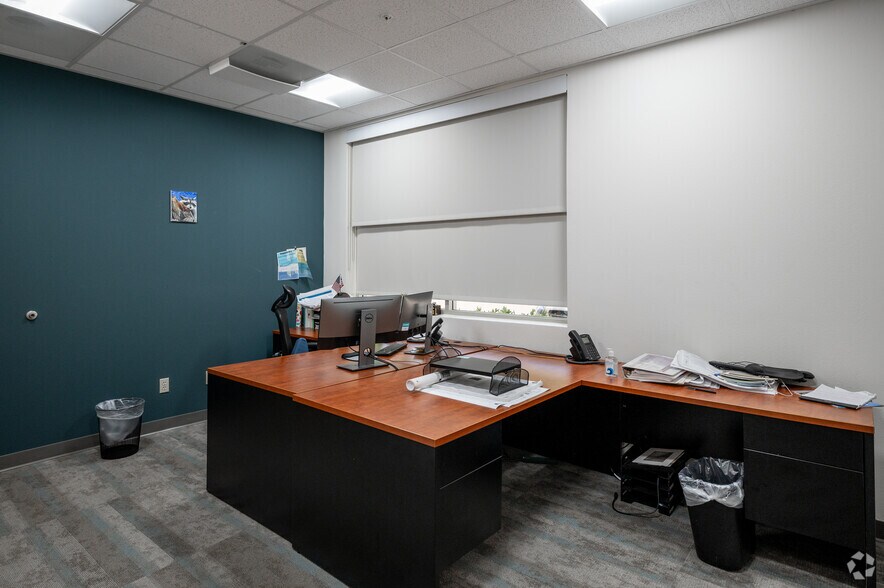 More Photos Of 1124 Bristol St, Costa Mesa Office For Sale