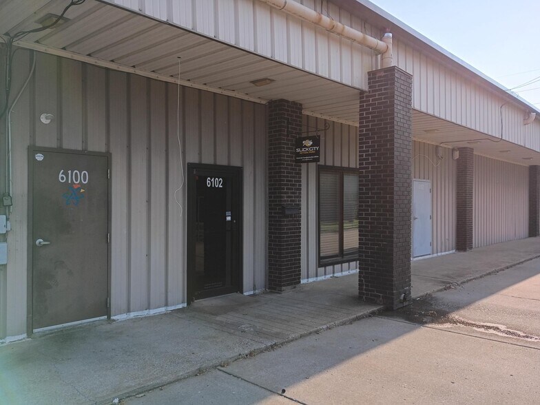 More Photos Of 6100-6112 N Illinois St, Fairview Heights Unknown For Lease