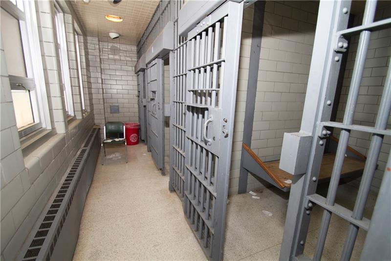 More Photos Of 12245 Frankstown Rd, Penn Hills Office Residential For Sale