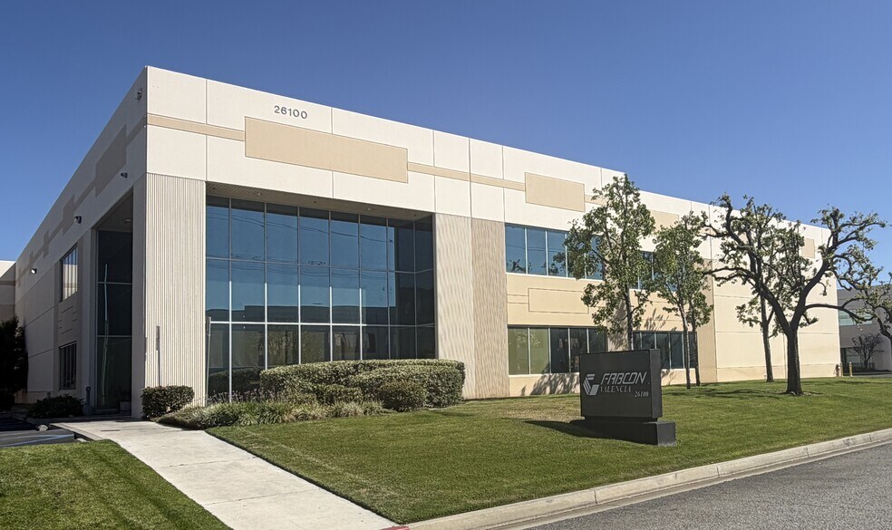 Primary Photo Of 26100 Avenue Hall, Valencia Warehouse For Lease