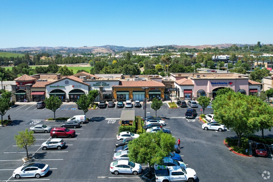 More Photos Of 3560-3660 Grand Ave, Chino Hills Unknown For Lease