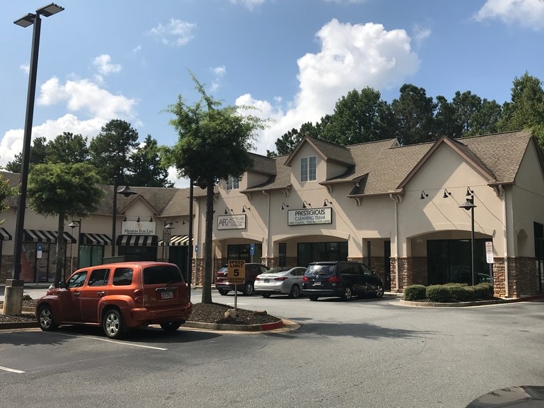 More Photos Of 2655 N Cobb Pky, Kennesaw Storefront For Lease
