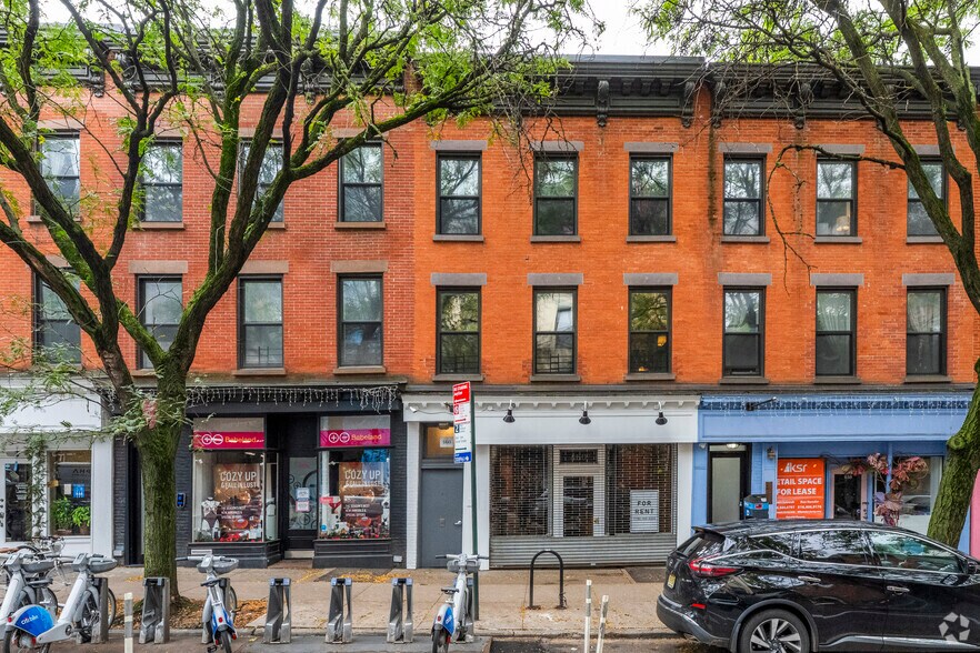 Primary Photo Of 460 Bergen St, Brooklyn Storefront Retail Residential For Lease