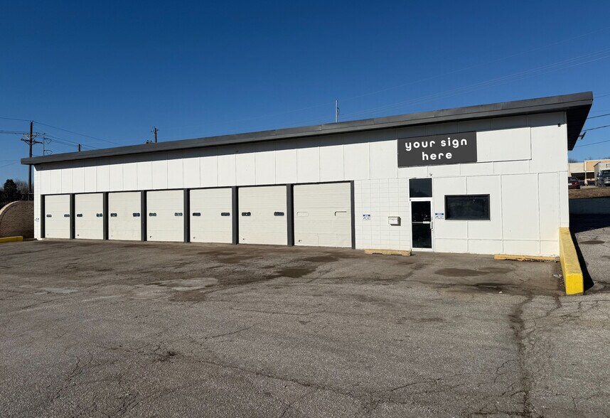 More Photos Of 1003 N Fort Crook Rd, Bellevue Warehouse For Lease