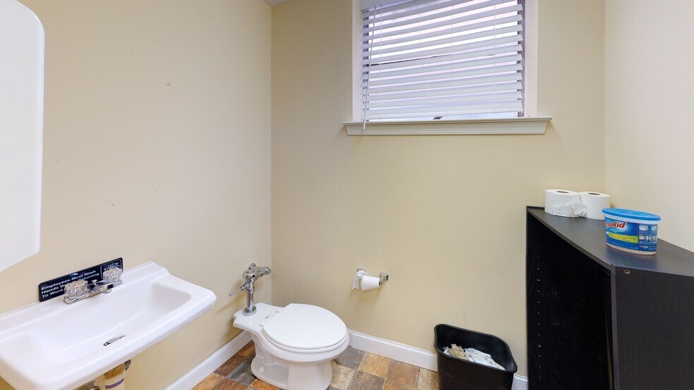 More Photos Of 1911 Brunswick Pike, Lawrenceville General Retail For Sale