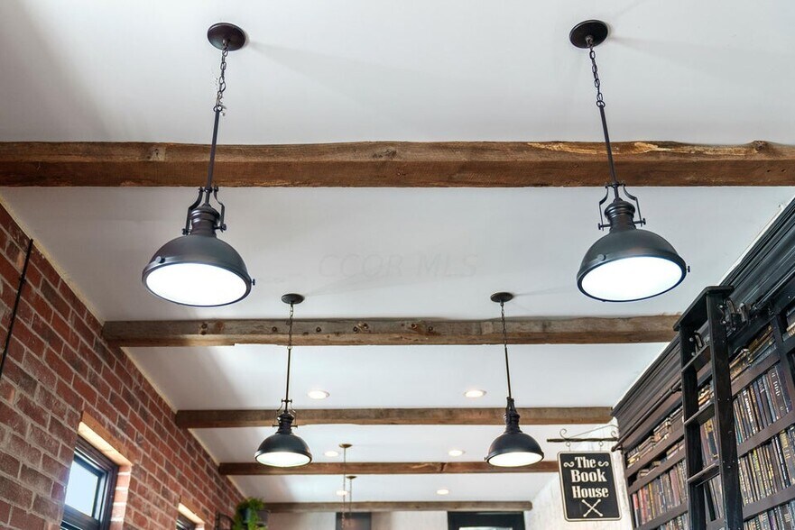 More Photos Of 43 W Markison Ave, Columbus Apartments For Sale