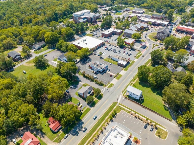 More Photos Of 140 East St, Pittsboro Office Residential For Sale