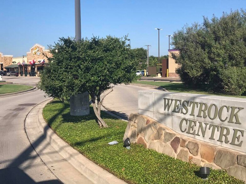 Primary Photo Of 1201 Hewitt Dr, Woodway Land For Lease