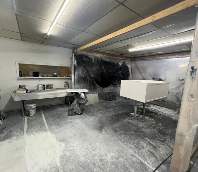 More Photos Of 71 Columbia St, Cohoes Distribution For Sale