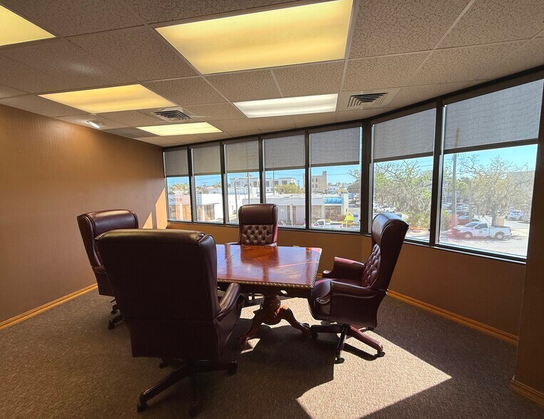 More Photos Of 150 S Palmetto Ave, Daytona Beach Office For Lease